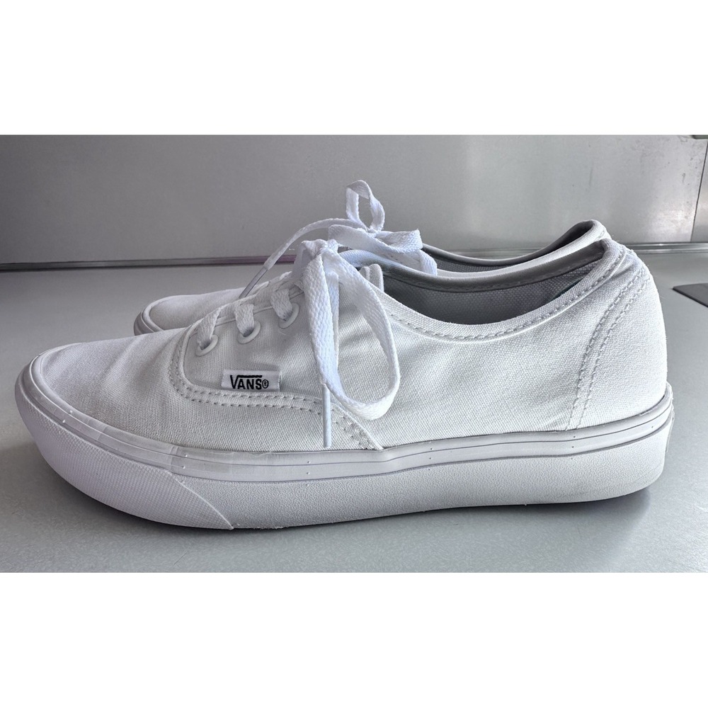 Vans ComfyCush Classic Authentic Skate Sneakers White VN0A3WM7VNG Women's 7